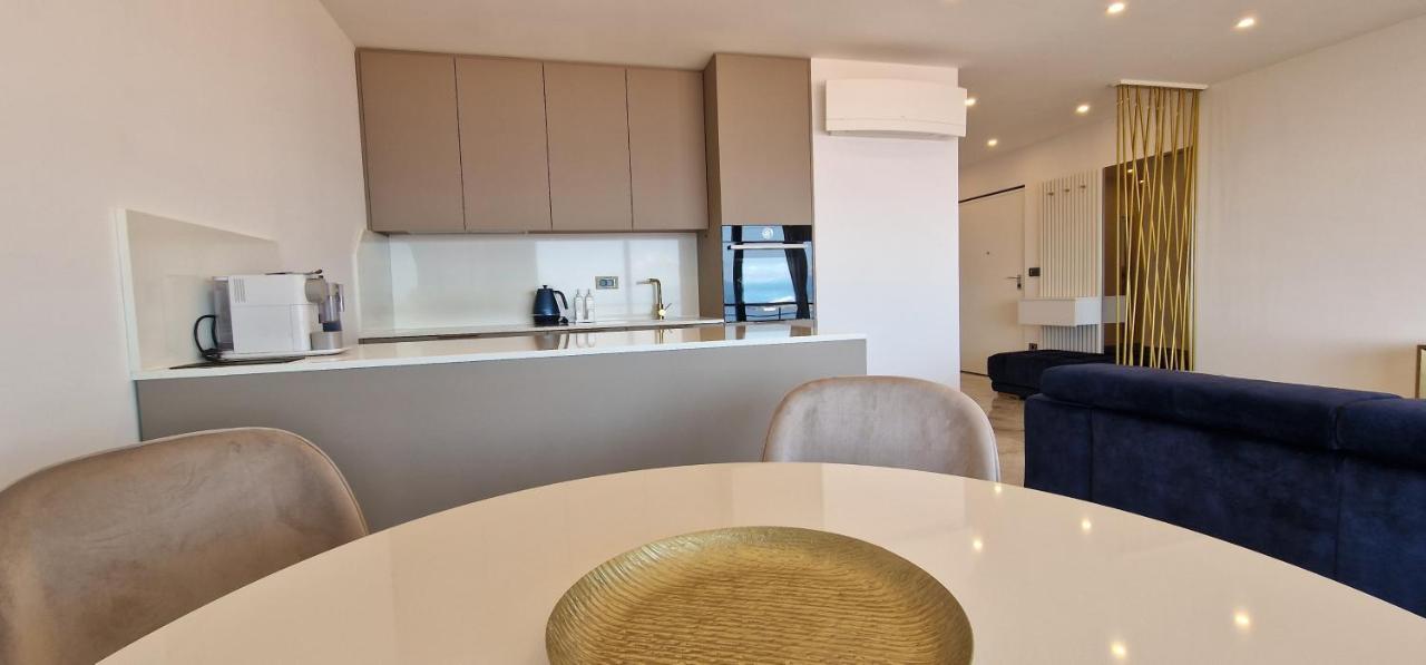 Apartment Eclipse Opatija Buitenkant foto